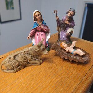 Nativity figures, vintage